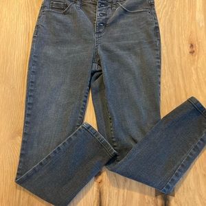 Black Universal Thread jeans size 2